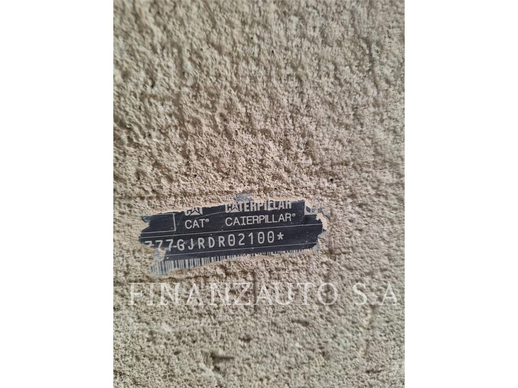 CAT 777G Belden kirma kaya kamyonu