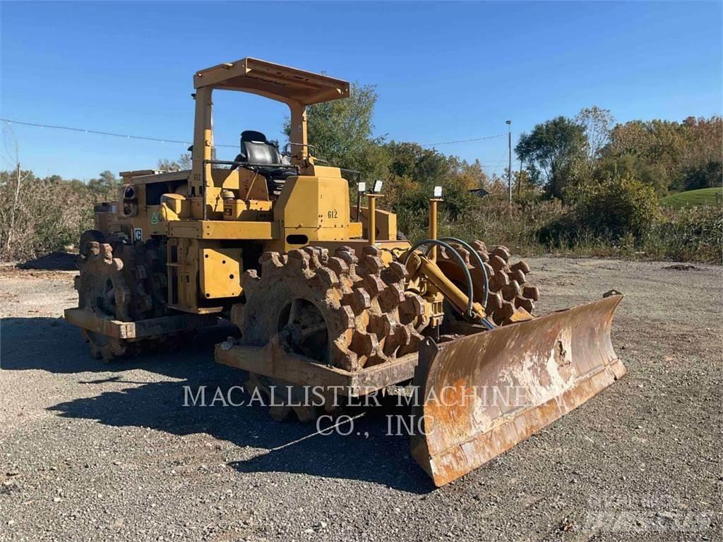 CAT 815 Zemin sıkıştırma makineleri