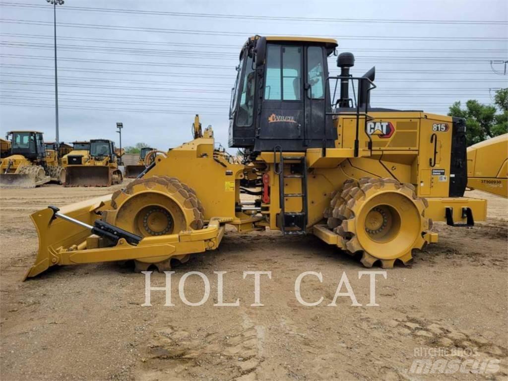 CAT 815 Zemin sıkıştırma makineleri
