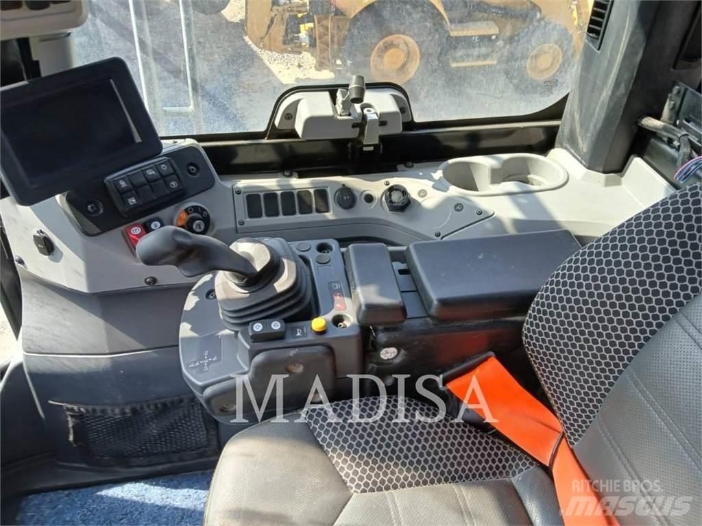 CAT 815 Zemin sıkıştırma makineleri