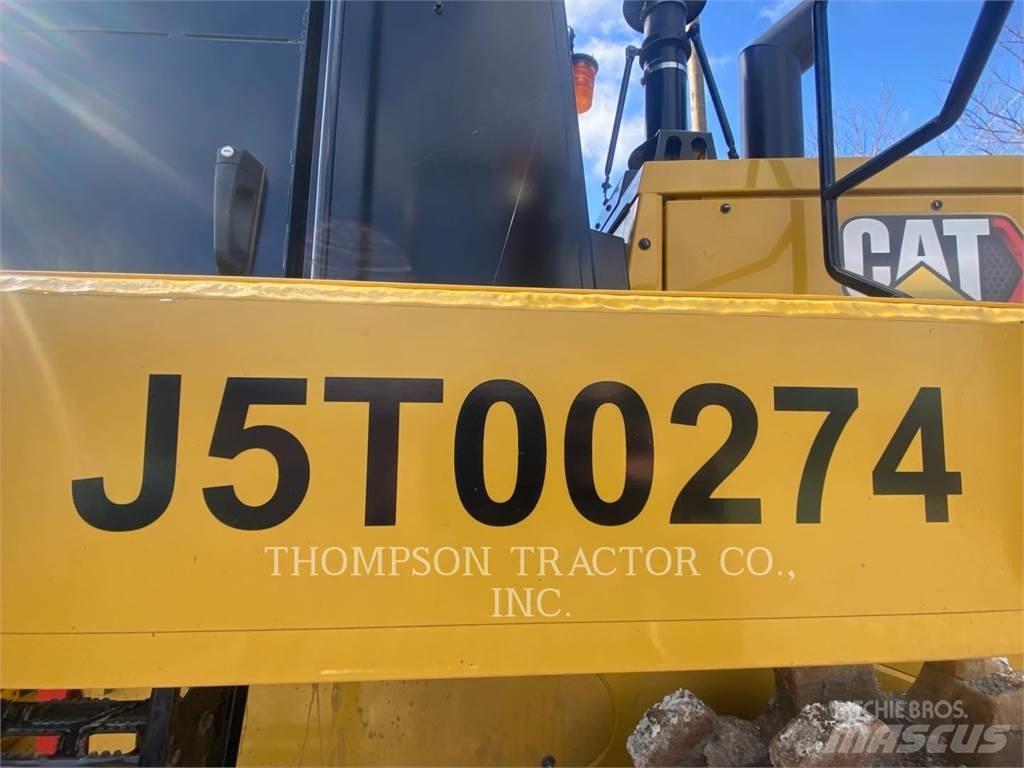 CAT 815 Zemin sıkıştırma makineleri