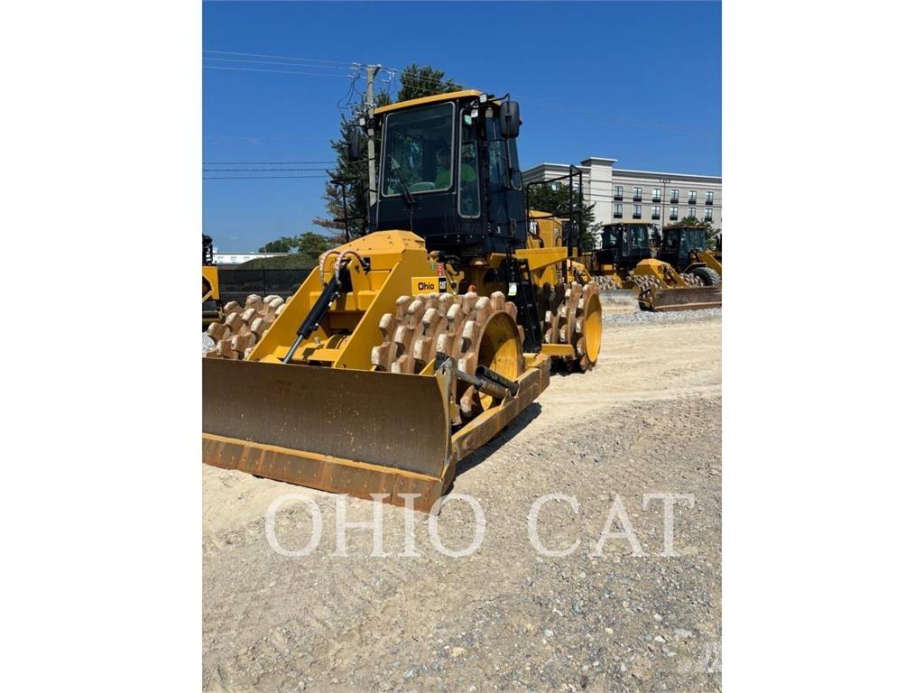 CAT 815 Zemin sıkıştırma makineleri