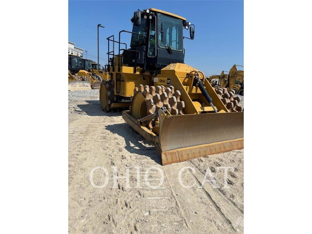 CAT 815 Zemin sıkıştırma makineleri