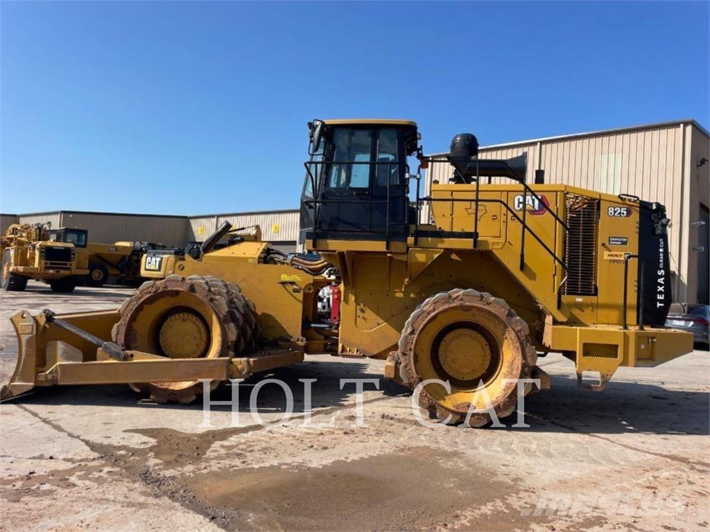 CAT 825 Zemin sıkıştırma makineleri