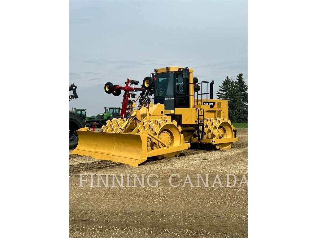CAT 825C Zemin sıkıştırma makineleri