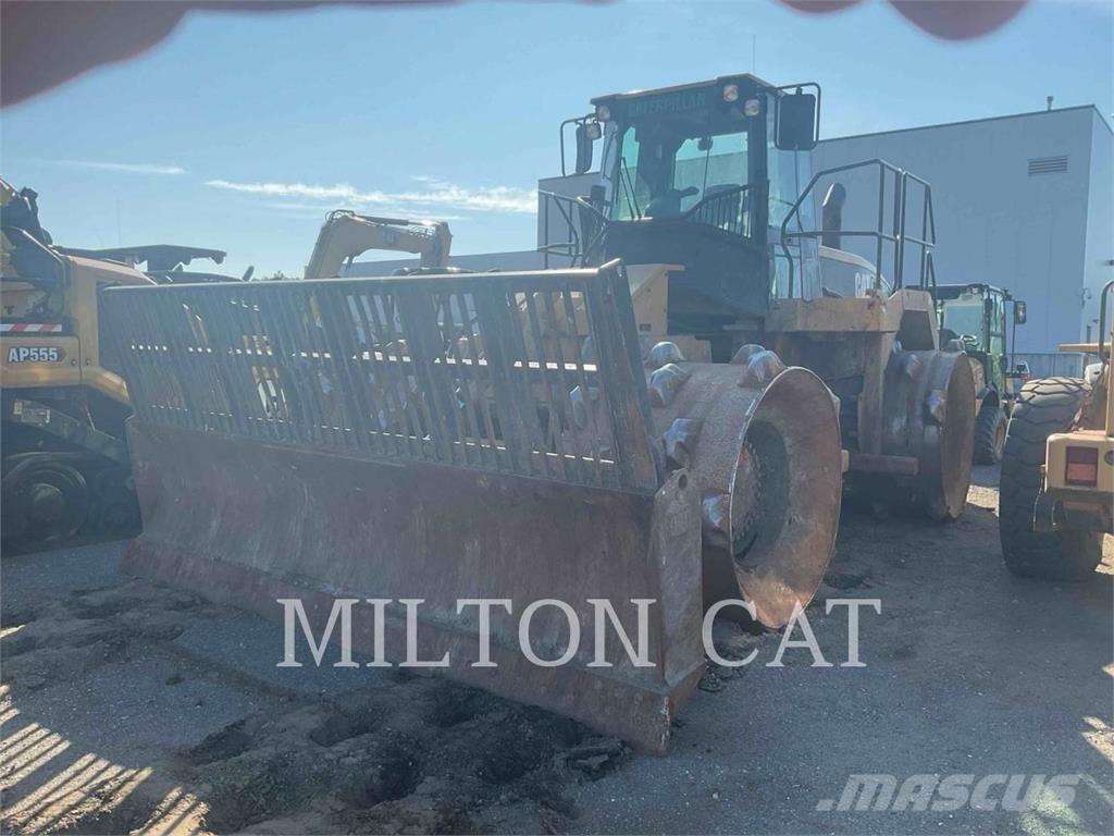 CAT 826G Zemin sıkıştırma makineleri