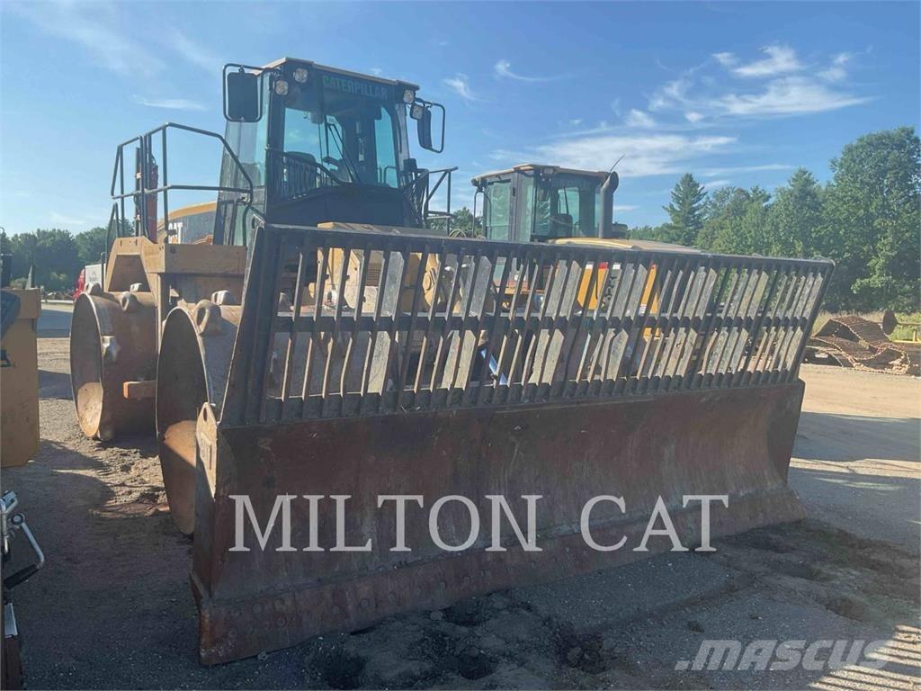 CAT 826G Zemin sıkıştırma makineleri