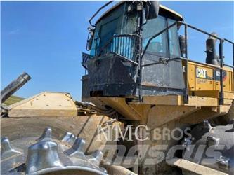 CAT 826K Zemin sıkıştırma makineleri