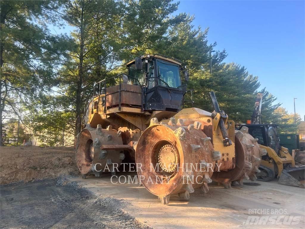 CAT 826K Zemin sıkıştırma makineleri