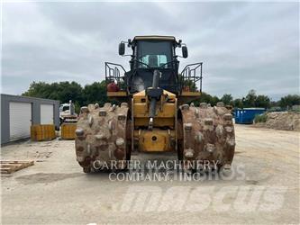 CAT 826K Zemin sıkıştırma makineleri