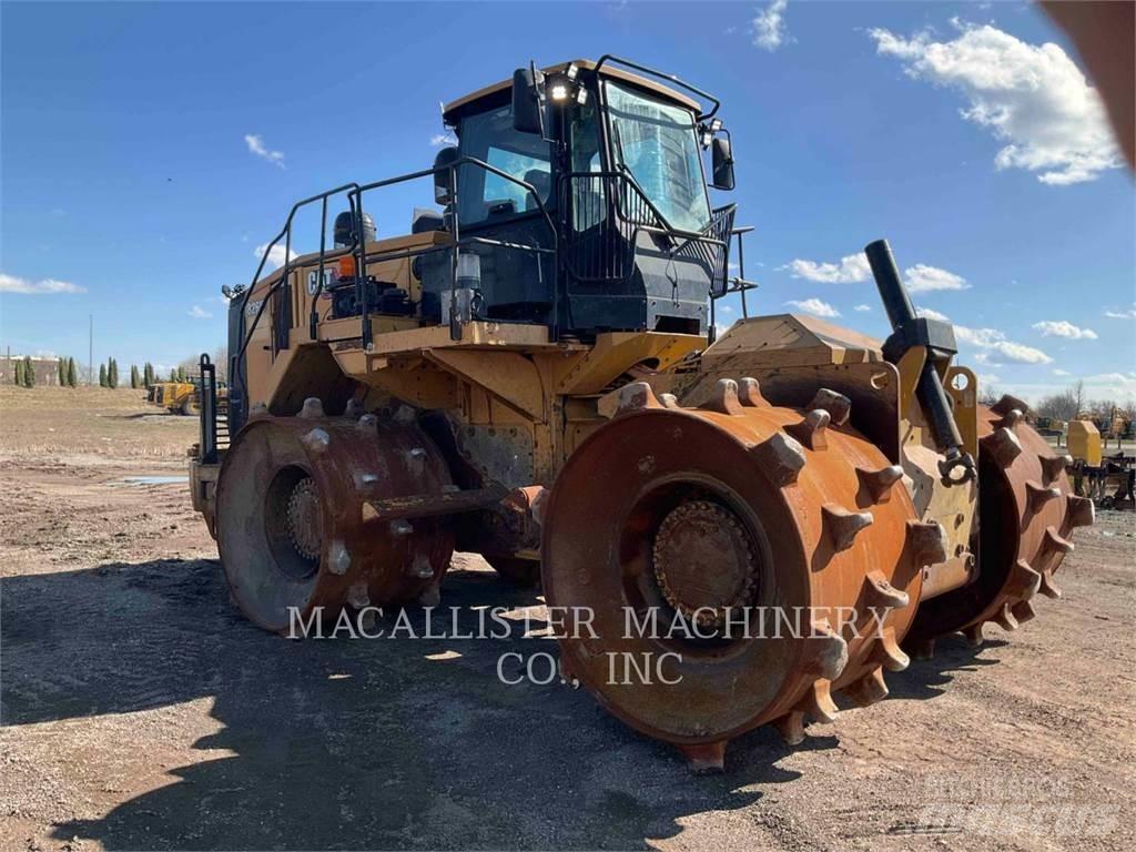 CAT 826K Zemin sıkıştırma makineleri