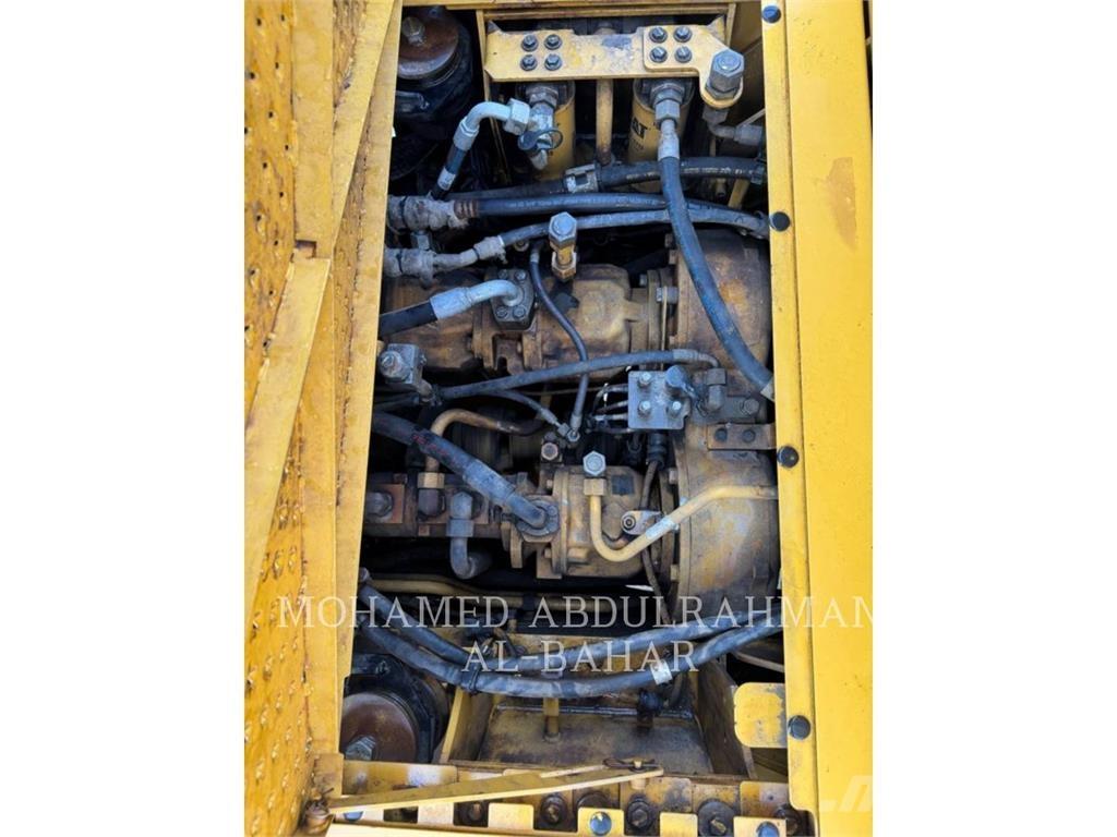 CAT 834F Tekerlekli dozerler