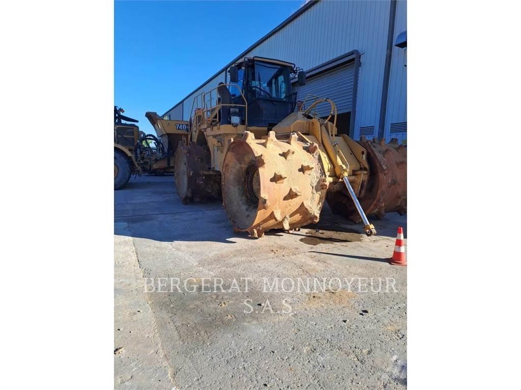 CAT 836K Tekerlekli dozerler