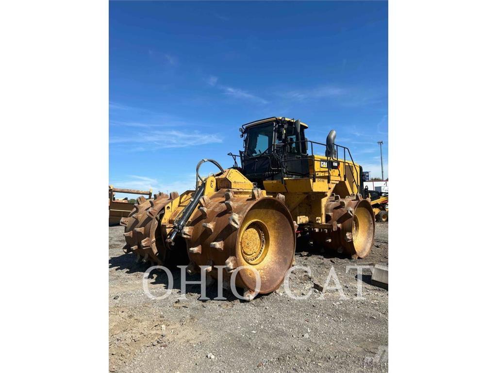 CAT 836K Tekerlekli dozerler