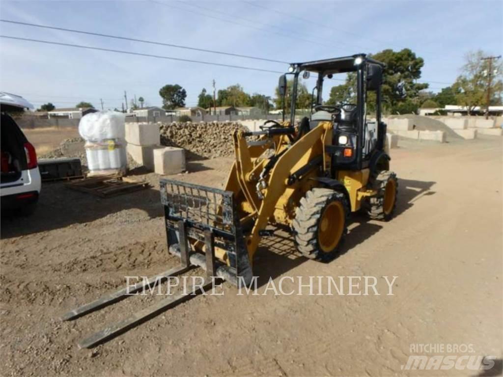 CAT 903D Tekerlekli yükleyiciler