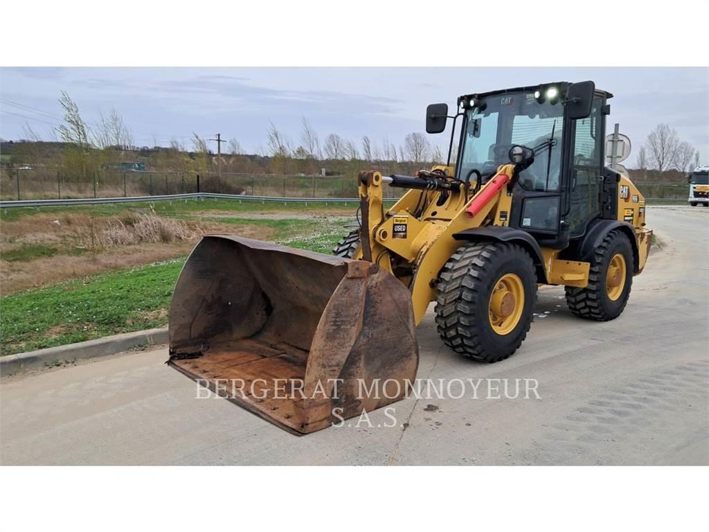 CAT 906 Tekerlekli yükleyiciler
