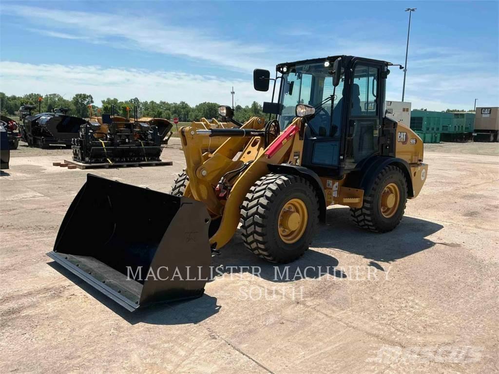 CAT 906 Tekerlekli yükleyiciler