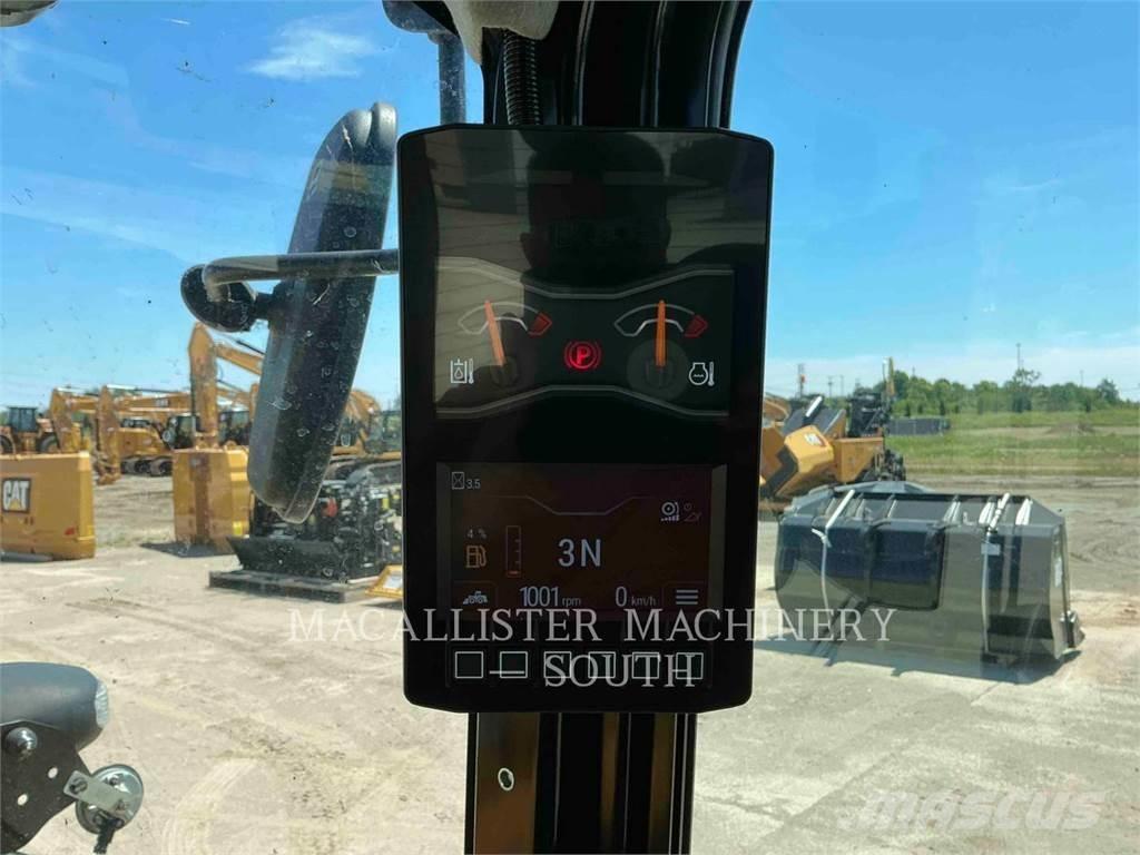 CAT 906 Tekerlekli yükleyiciler