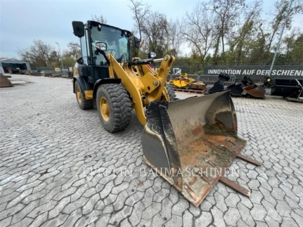CAT 906-14 Tekerlekli yükleyiciler