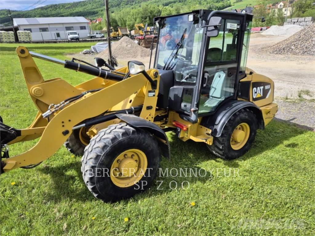 CAT 906H Tekerlekli yükleyiciler