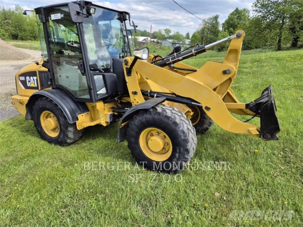 CAT 906H Tekerlekli yükleyiciler