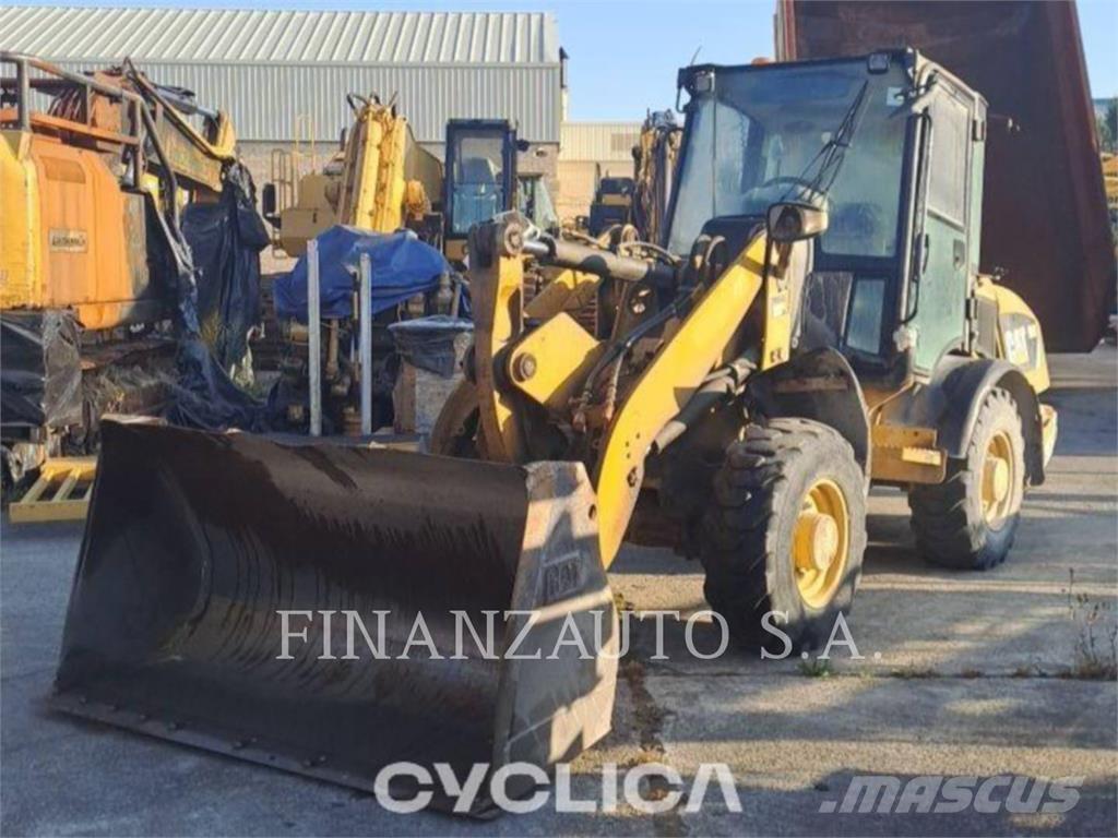 CAT 906H Tekerlekli yükleyiciler
