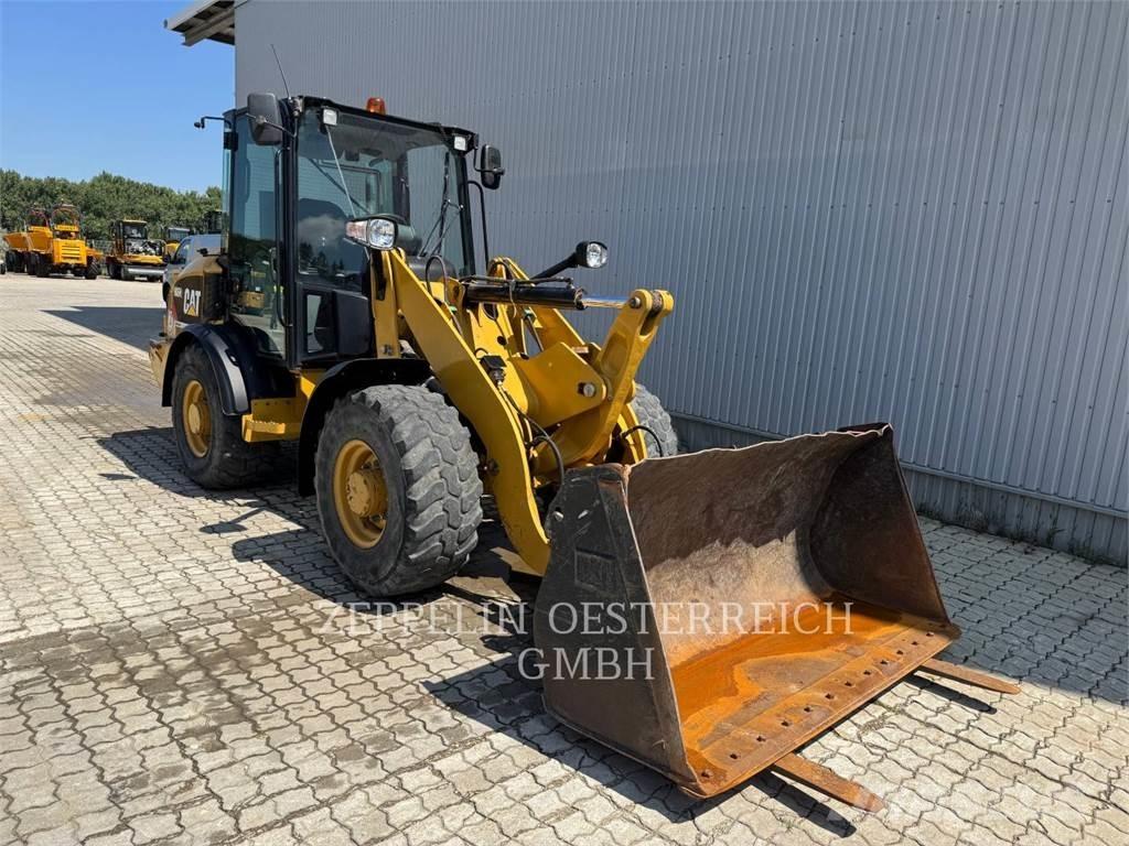 CAT 906H2 Tekerlekli yükleyiciler
