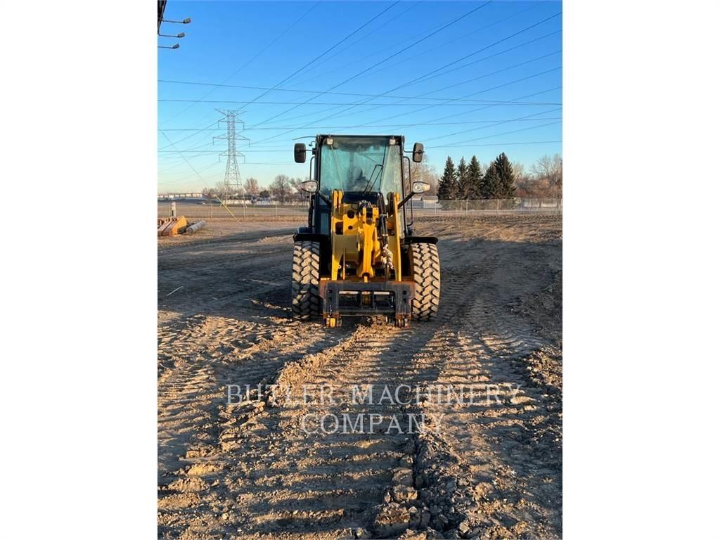 CAT 906M Tekerlekli yükleyiciler