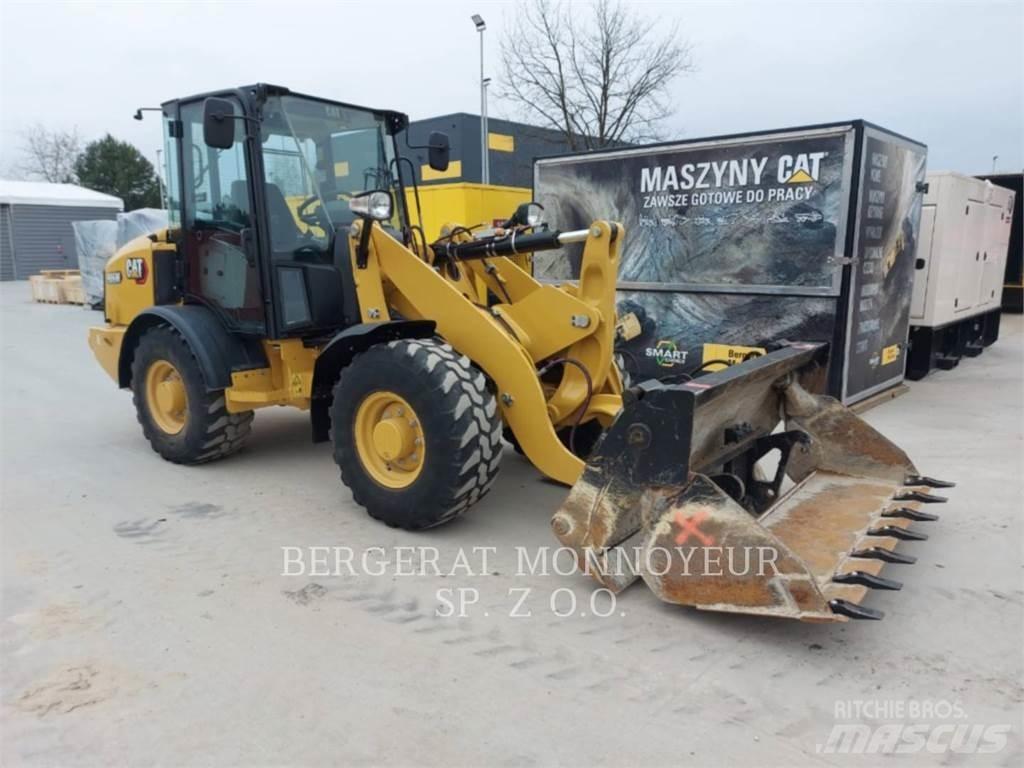 CAT 906M Tekerlekli yükleyiciler