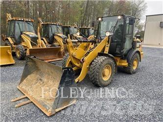 CAT 906M Tekerlekli yükleyiciler
