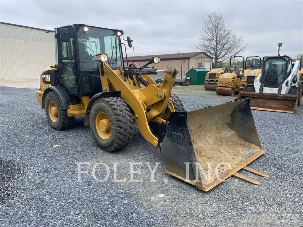CAT 906M Tekerlekli yükleyiciler
