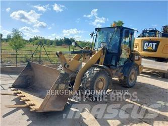 CAT 906M Tekerlekli yükleyiciler