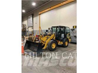 CAT 906M Tekerlekli yükleyiciler