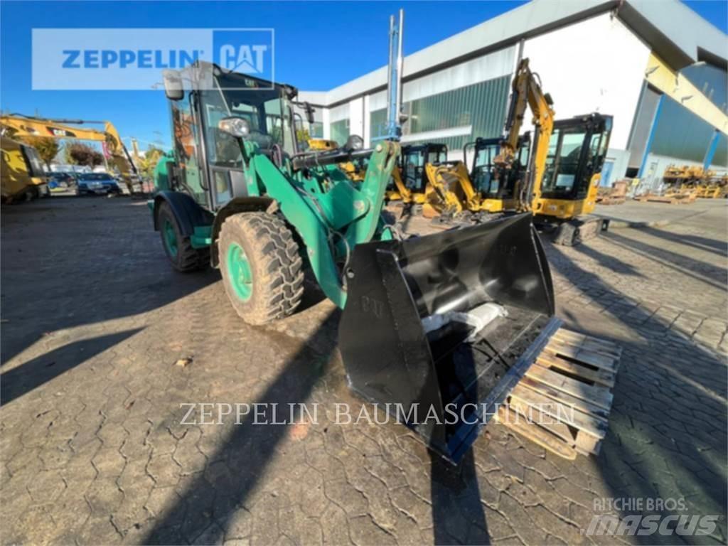 CAT 906M Tekerlekli yükleyiciler