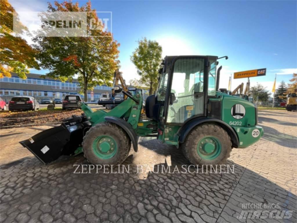 CAT 906M Tekerlekli yükleyiciler