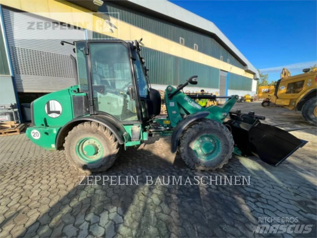 CAT 906M Tekerlekli yükleyiciler