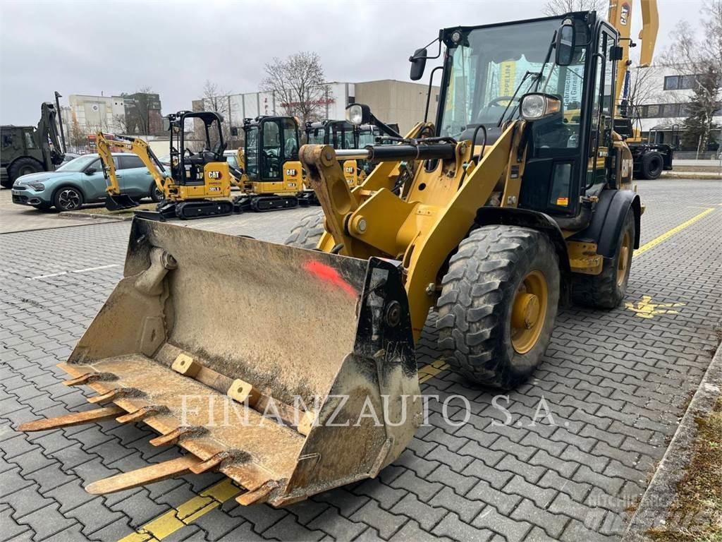 CAT 906M Tekerlekli yükleyiciler