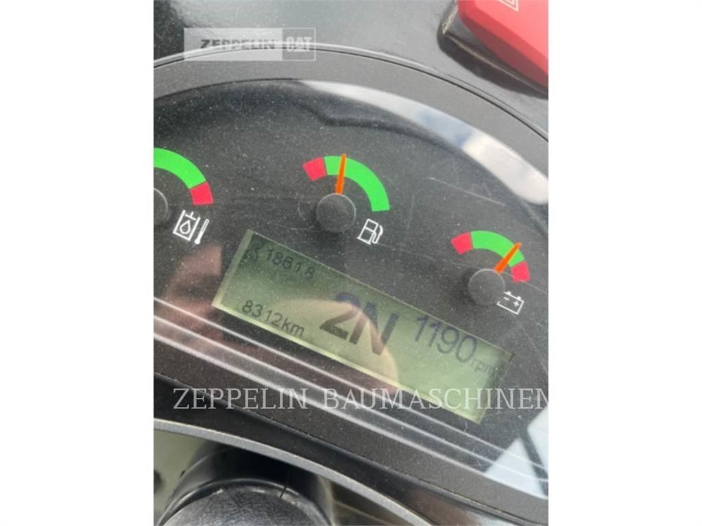 CAT 906M Tekerlekli yükleyiciler