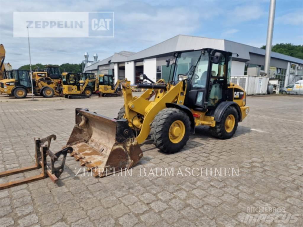 CAT 906M Tekerlekli yükleyiciler