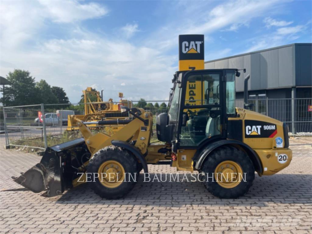CAT 906M Tekerlekli yükleyiciler