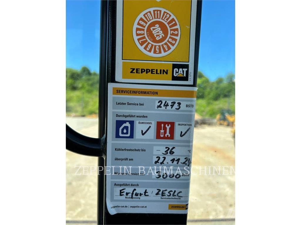 CAT 906M Tekerlekli yükleyiciler