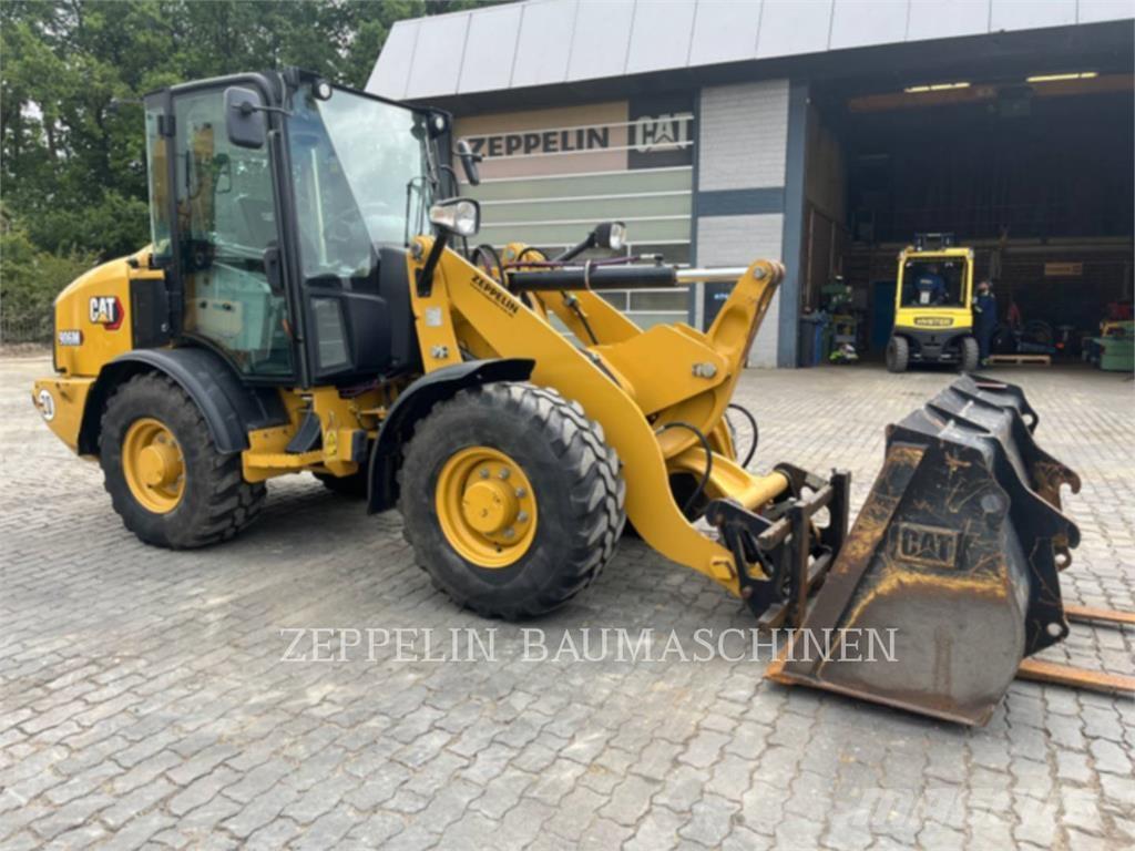 CAT 906M Tekerlekli yükleyiciler