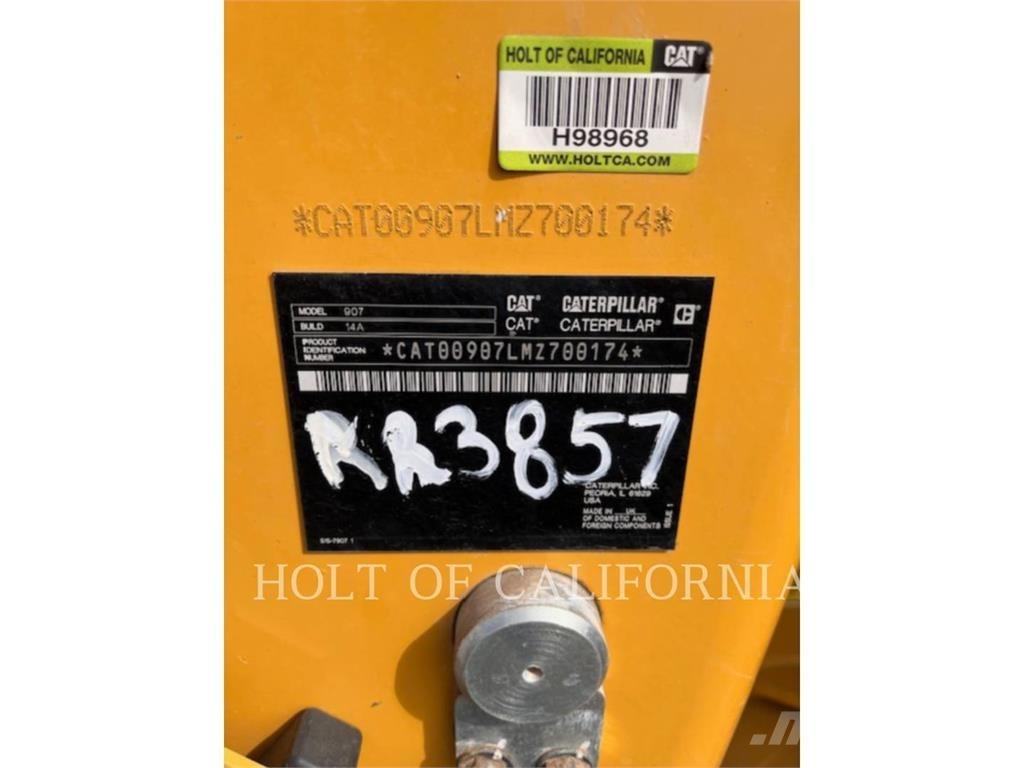 CAT 907 Tekerlekli yükleyiciler