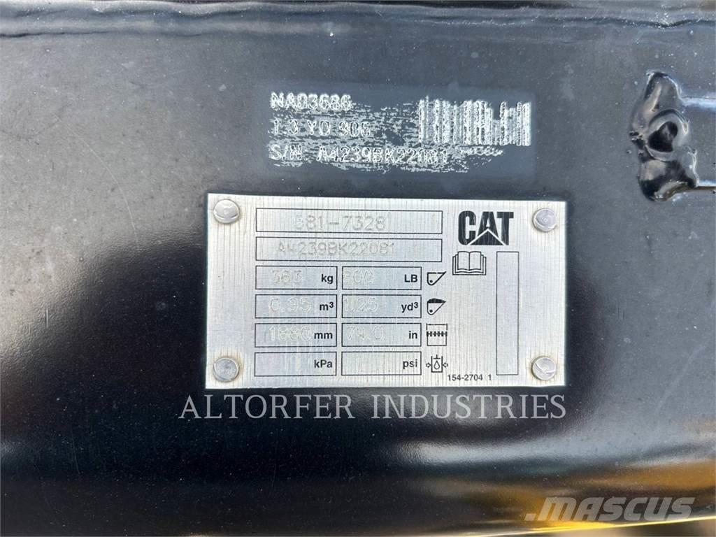 CAT 907-14 Tekerlekli yükleyiciler