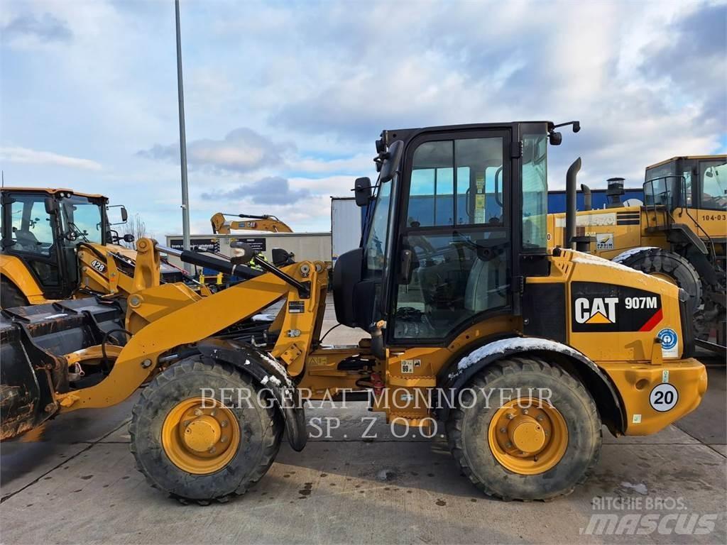 CAT 907M Tekerlekli yükleyiciler