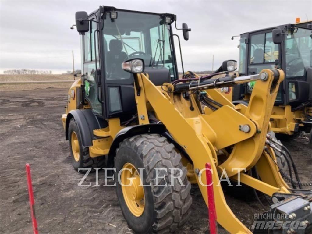 CAT 907M Tekerlekli yükleyiciler
