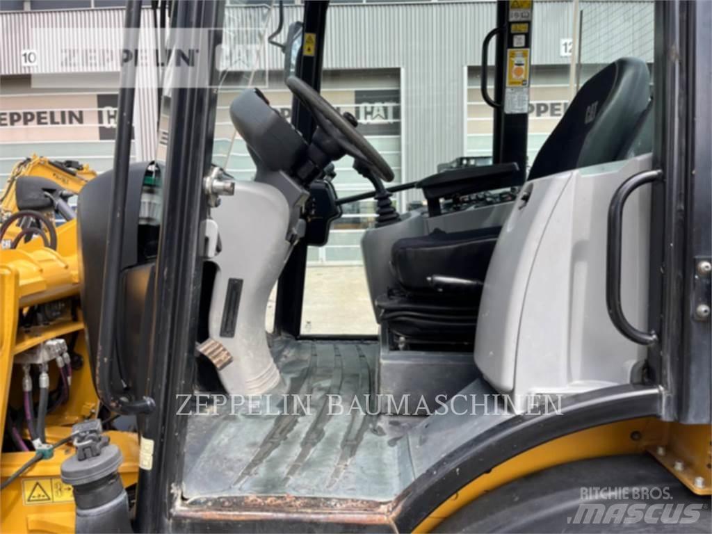 CAT 907M Tekerlekli yükleyiciler