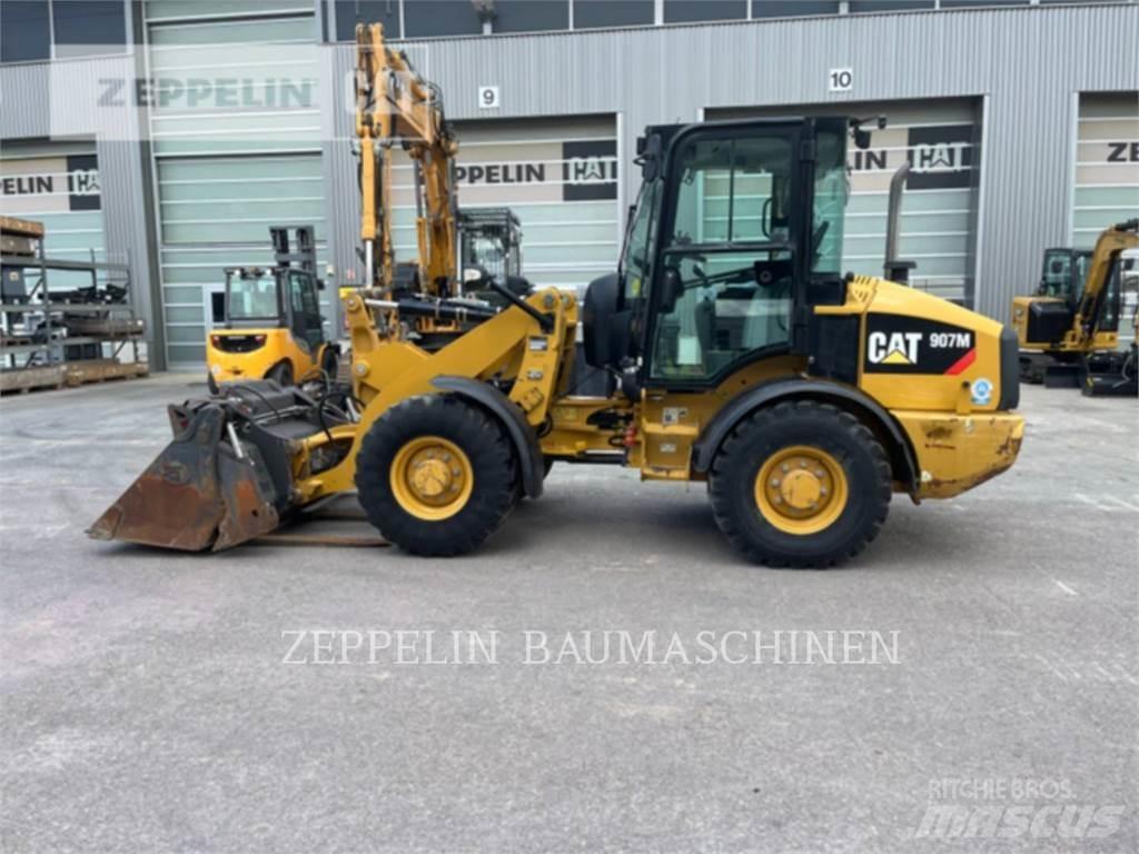 CAT 907M Tekerlekli yükleyiciler