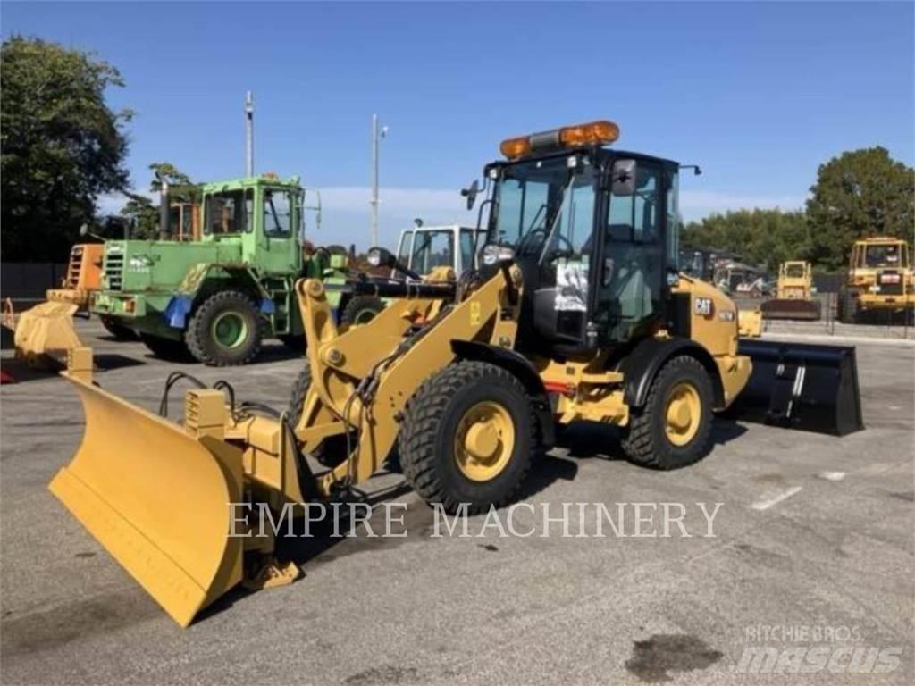 CAT 907M Tekerlekli yükleyiciler
