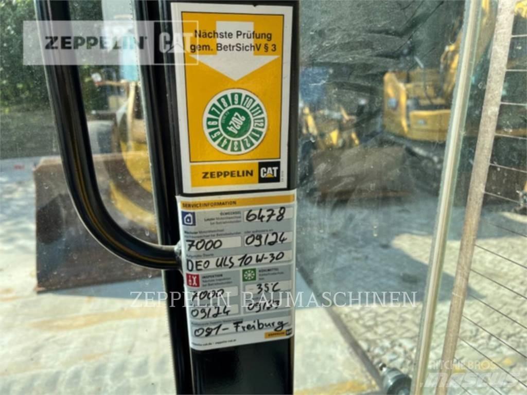 CAT 907M Tekerlekli yükleyiciler